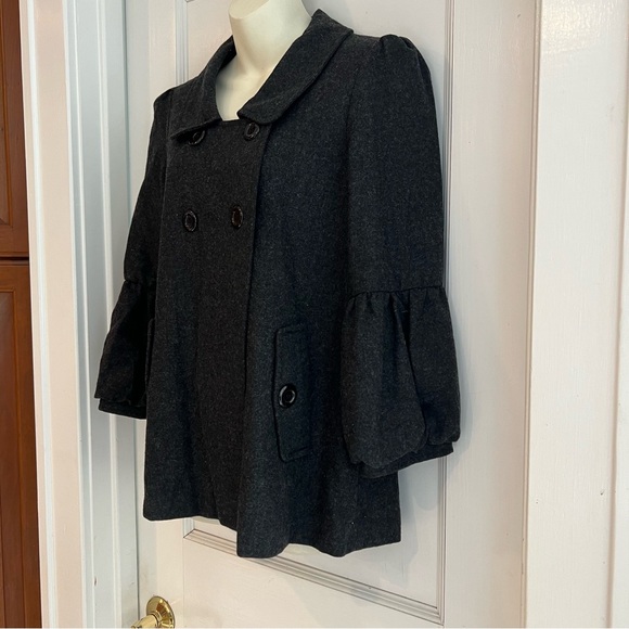 Women’s Papillon Short Pea Coat with Bubble Sleeves Size Medium - Picture 2 of 8